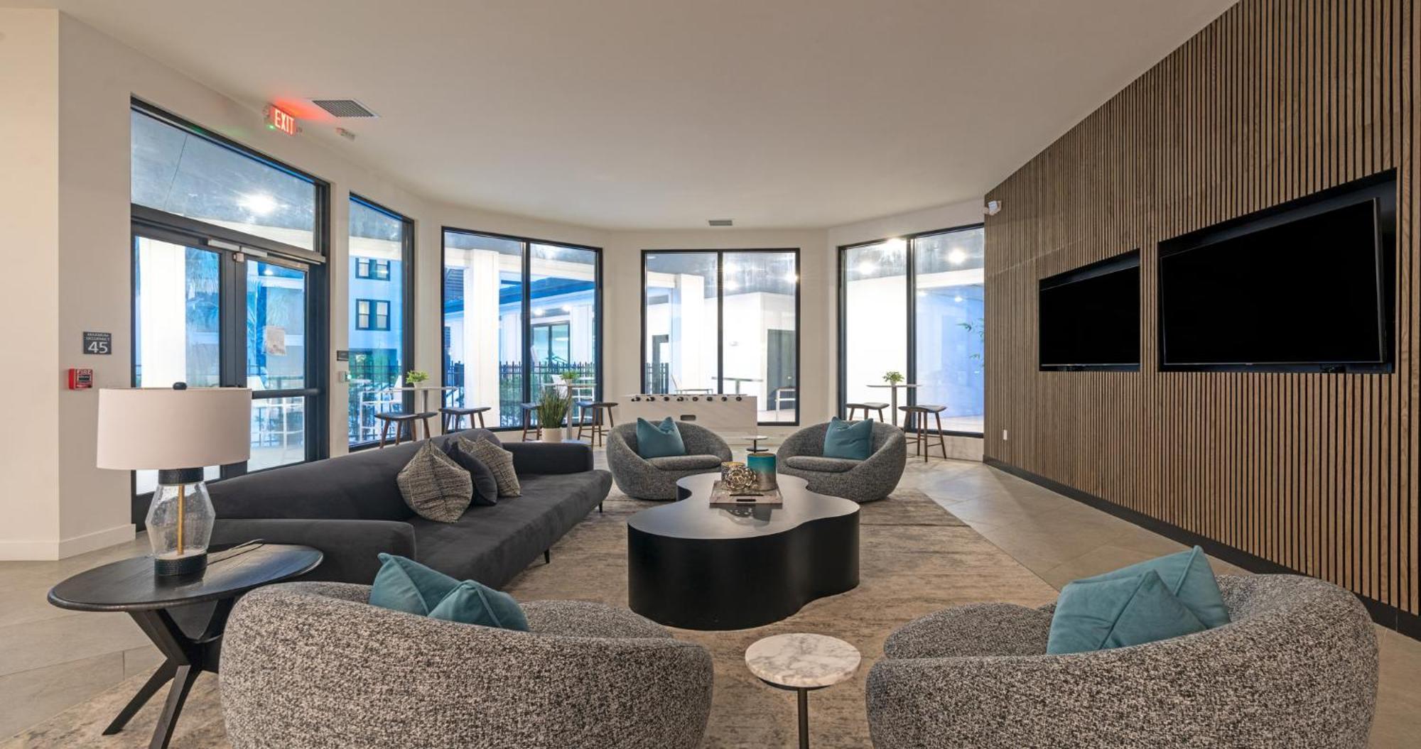 Westshore Apartments By Barsala Tampa Bagian luar foto